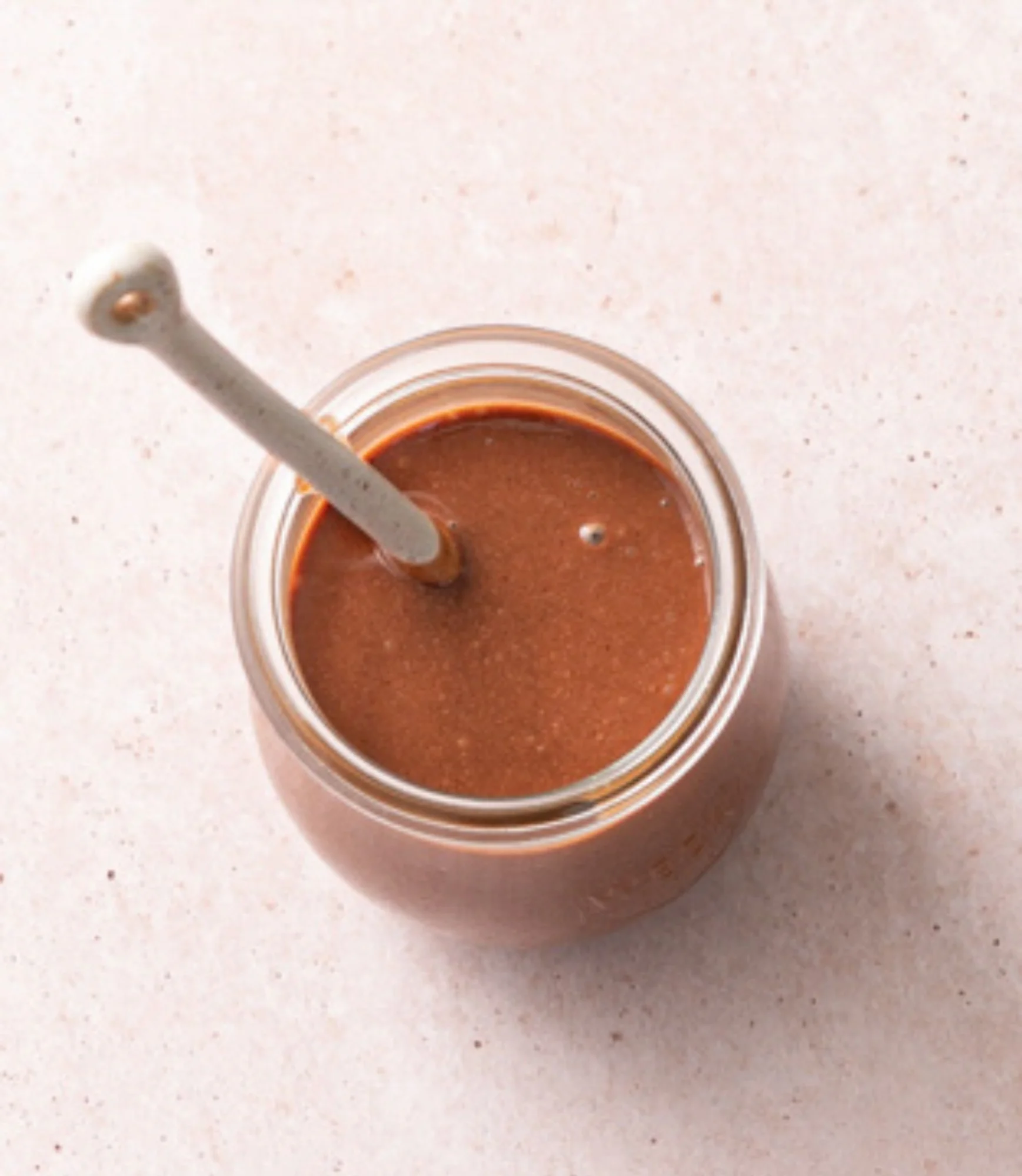 La versione salutare della famosa crema spalmabile con soli 3 ingredienti